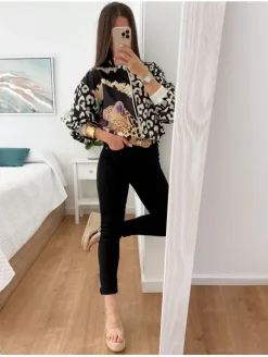 Bomber animal print NEGRA Zanzíbar (V07A37)