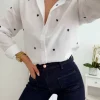 Camisa blanca corazones azul marino 158 (V22)