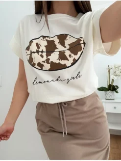 Camiseta blanca manga corta labios cow (V09)