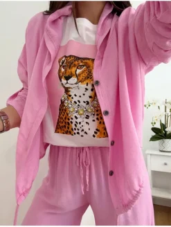 Camiseta blanca manga corta Guepardo Collar Rosa  (V07)
