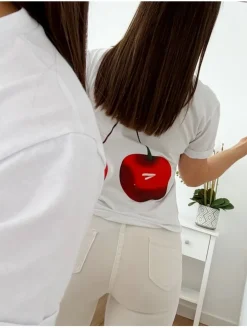 Camiseta blanca manga corta detalle cerezas (M33)