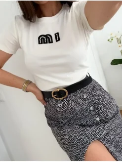 Camiseta blanca MI negro detalles brilli (LC)