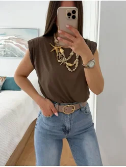 Camiseta básica MARRÓN HOMBRERAS Chic (M33)