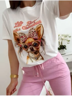 Camiseta manga corta Life is Better with a Chihuahua (V07)