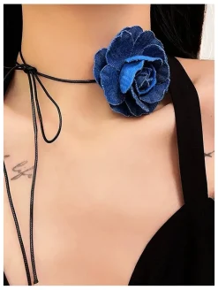 Collar tipo choker flor vaquera