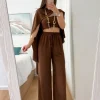 Conjunto 3 piezas pantalón/top/capa MARRÓN Besalú (A37)