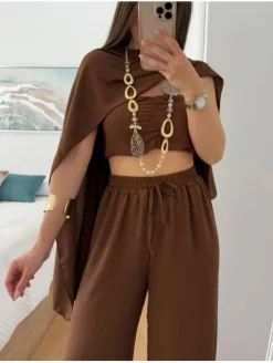 Conjunto 3 piezas pantalón/top/capa MARRÓN Besalú (A37)