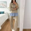 Conjunto BEIGE sudadera capucha bajo camisa rayitas Cassandra(37)