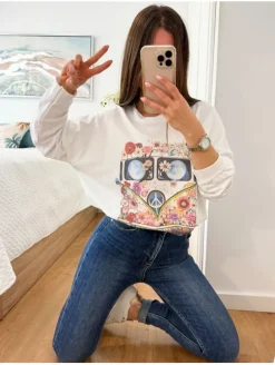 Sudadera blanca manga larga FURGO HIPPIE (27)
