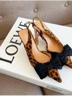 Zapato tacón ANIMAL PRINT en punta LAZO